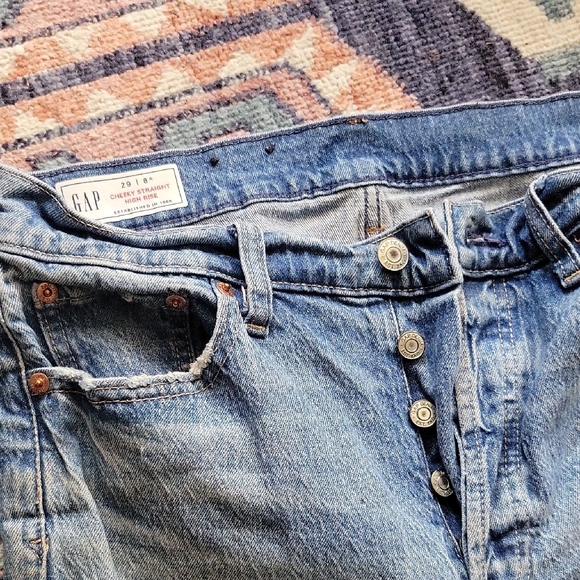 GAP Cheeky High Rise Straight Leg Jeans - Picture 2 of 3